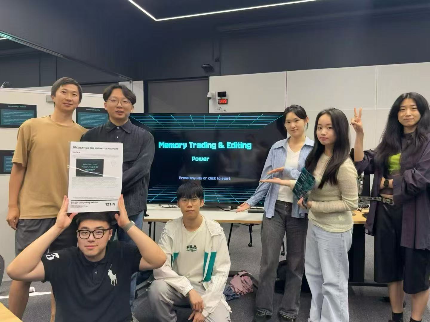 UQ 校内展览全天公开展出现场